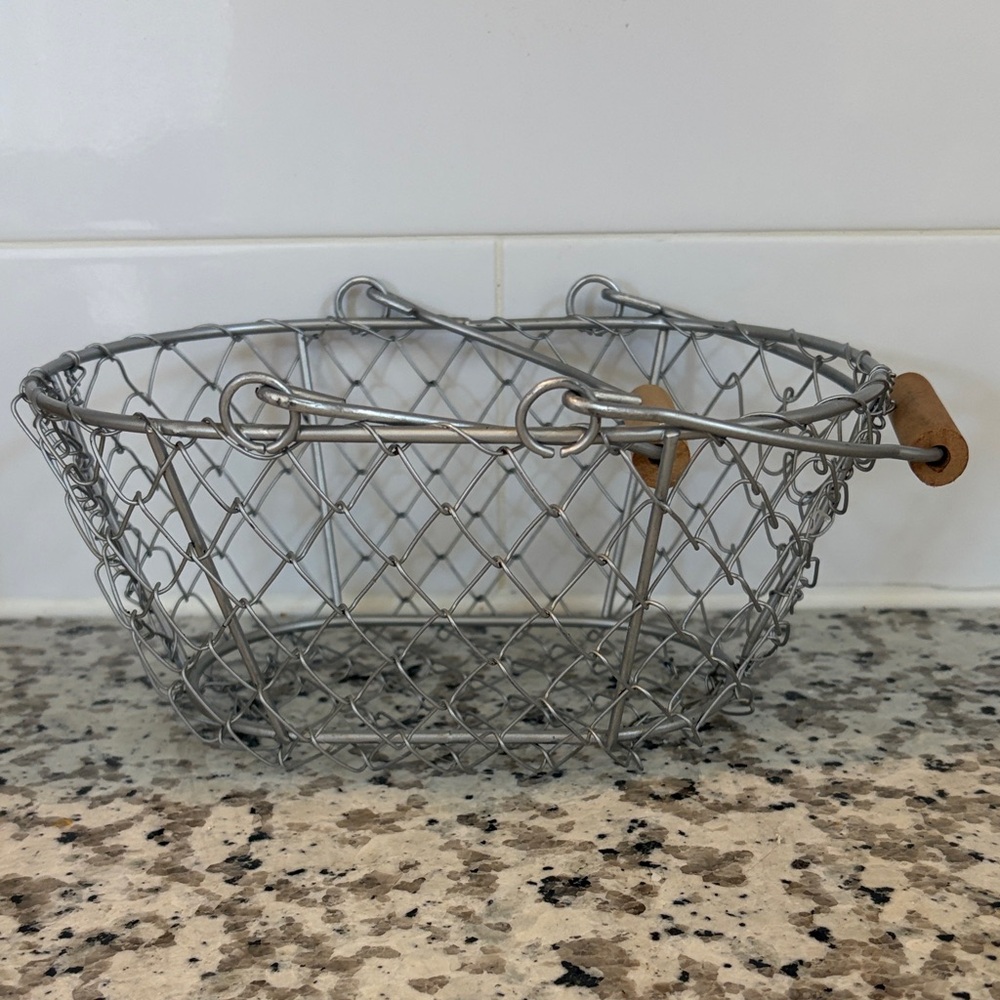 Mini Wire Basket with Wooden Handles